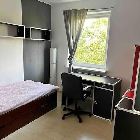 Apartamento Piekny Apartament Blisko Malty Z Garazem Poznan Exterior foto