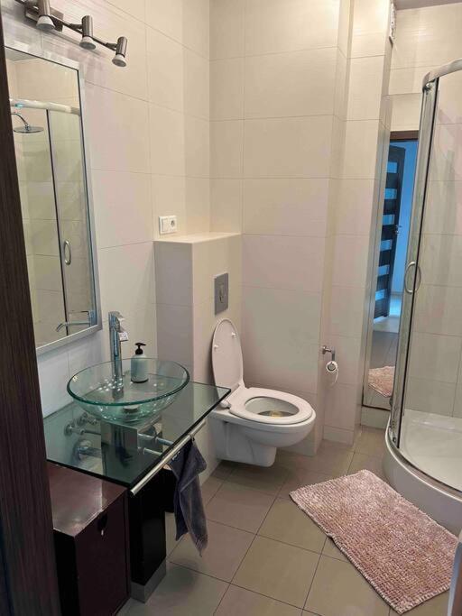 Apartamento Piekny Apartament Blisko Malty Z Garazem Poznan Exterior foto